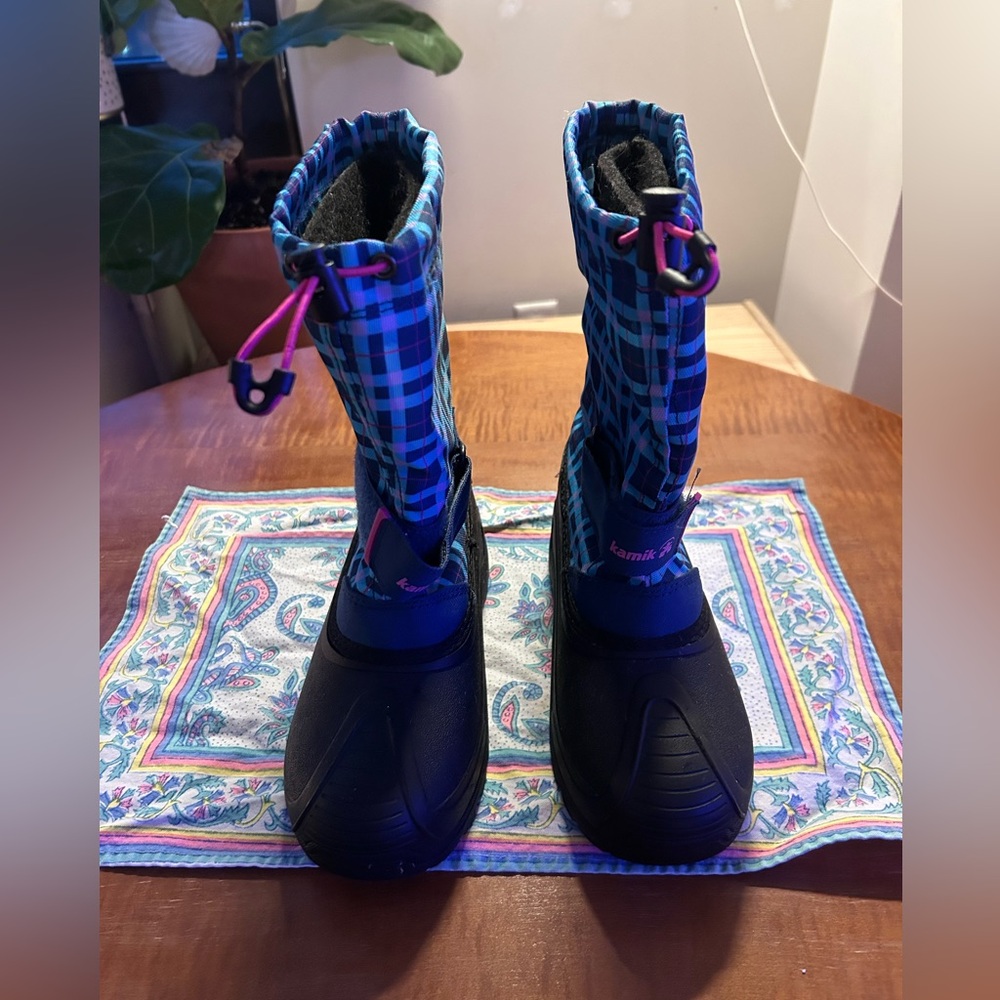 Kamik Teal and Black Plaid Snow Boots